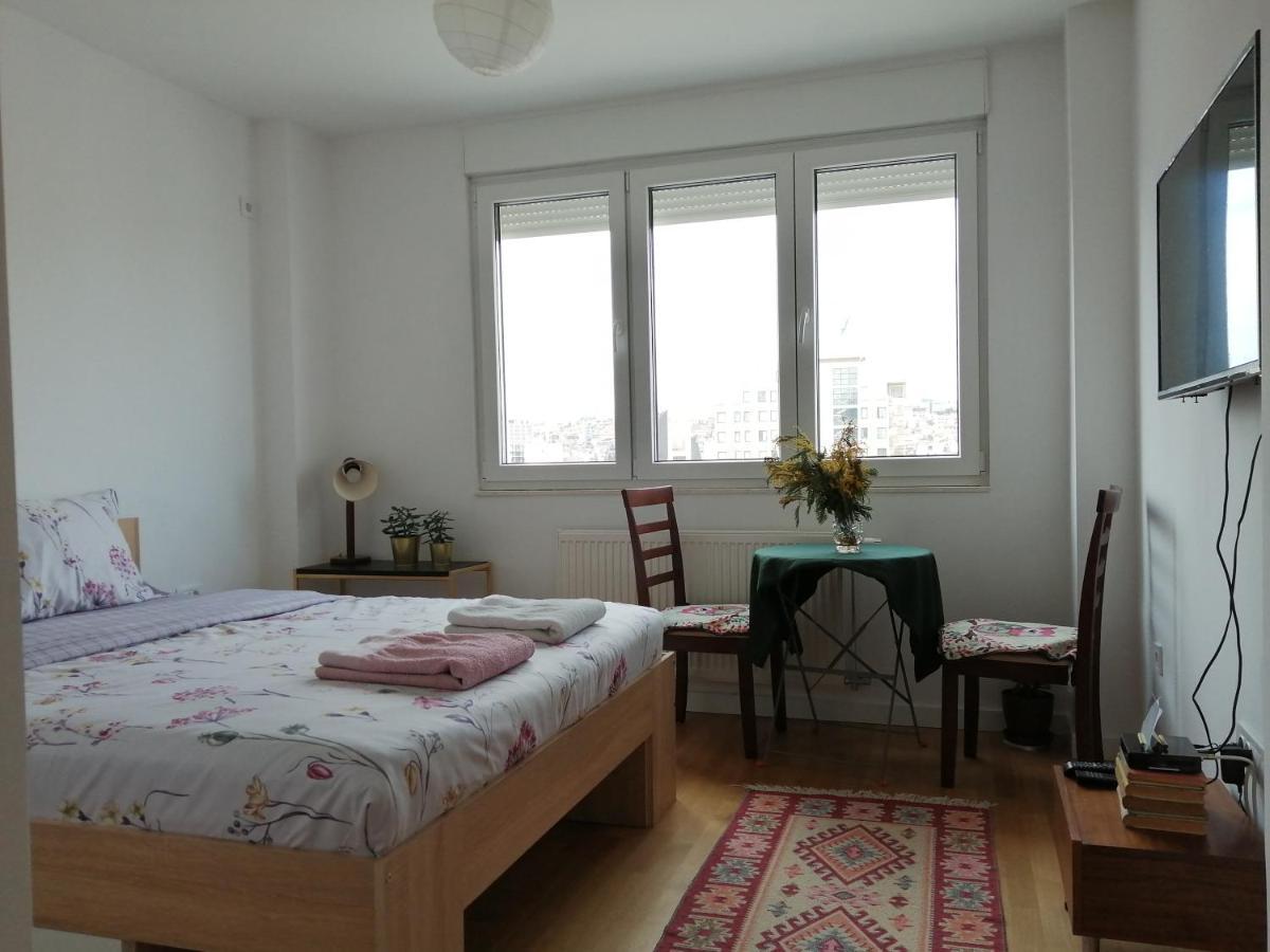 Super Central & Panoramic Nick'S Apartment プリシュティナ エクステリア 写真