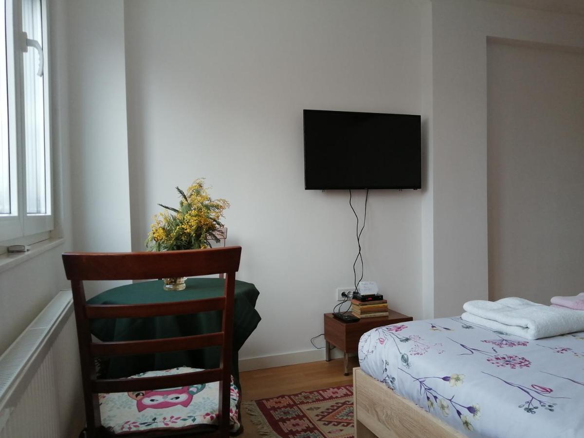 Super Central & Panoramic Nick'S Apartment プリシュティナ エクステリア 写真